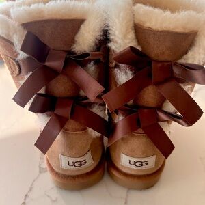 Size 4 brown UGG boots